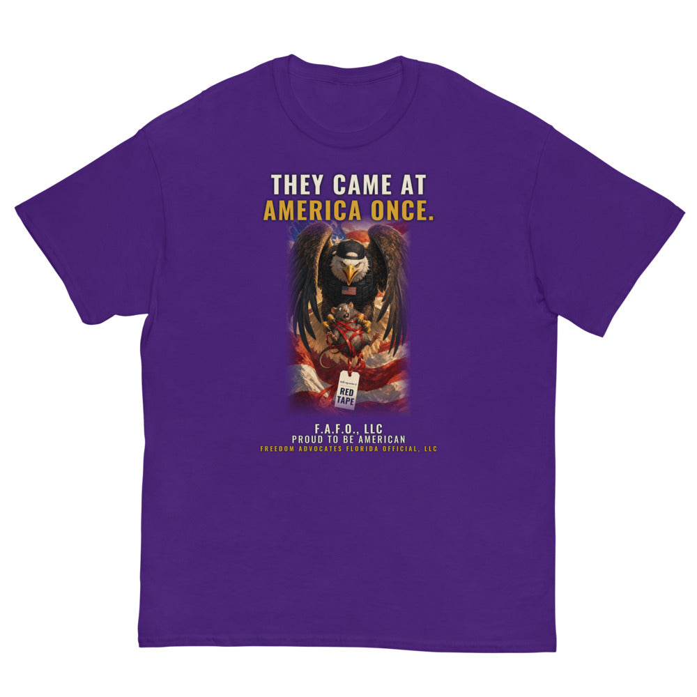 Tee in Purple flat